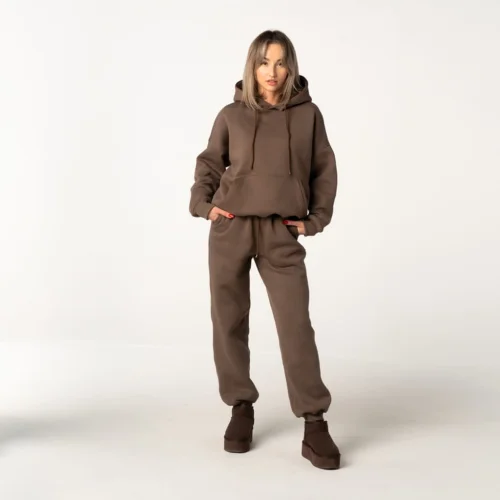 Brązowy bawełniany dres damski oversize