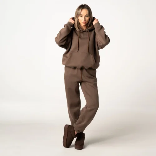 Brązowy bawełniany dres damski oversize Brązowa bluza kangurka bardzo dobrej jakości