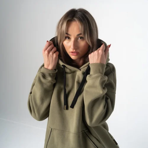 Oliwkowy bawełniany komplet dresowy damski  oversize Prestige Damska bluza kangurka oversize w kolorze oliwkowym