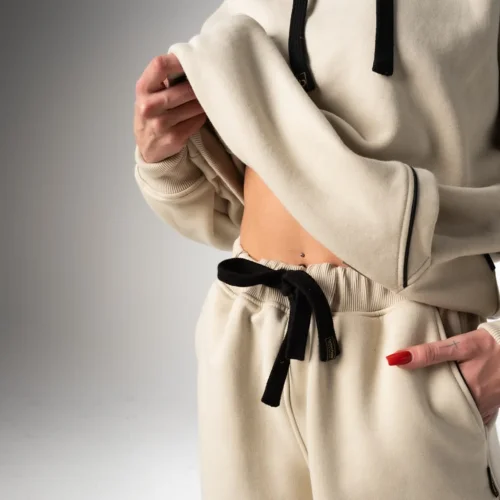 Kremowa bluza kangurka oversize dla kobiet Bluza Kangurka z kangurzą kieszenią