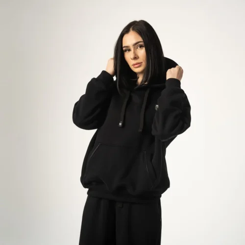Czarna  bluza damska kangurka oversize Czarna bluza damska kangurka oversize