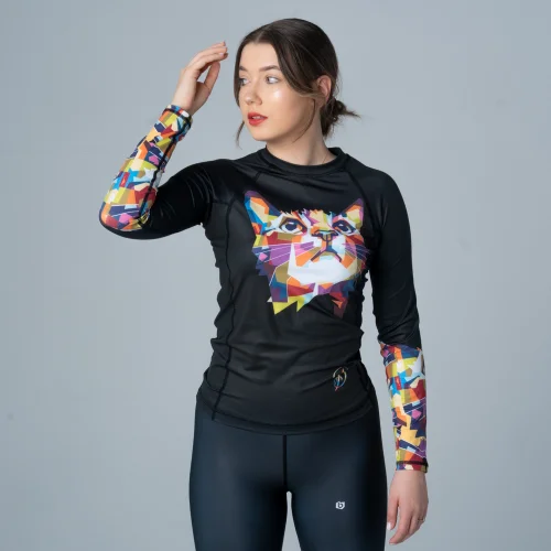 Elastyczny Rashguard Damski na siłownię Color Cat - Pełna Swoboda Ruchów